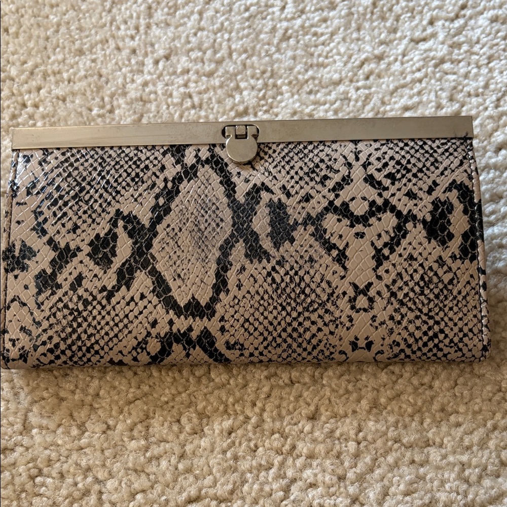 Faux Leather Snake-Print Clutch Wallet in Beige and Black with Silver Tone Frame